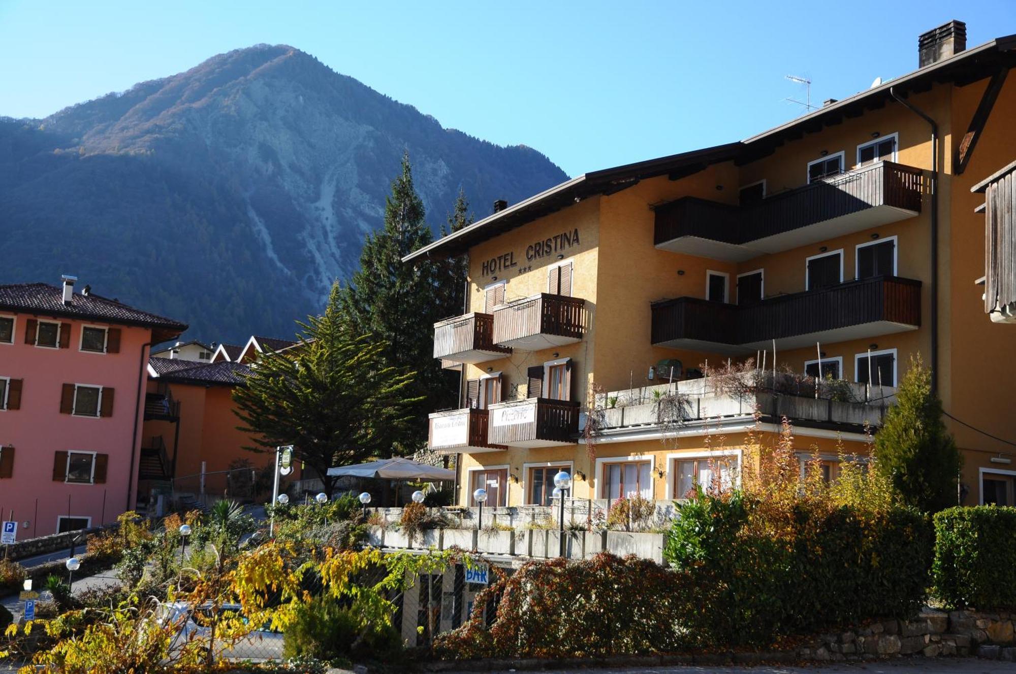 Hotel Cristina Tenno Luaran gambar